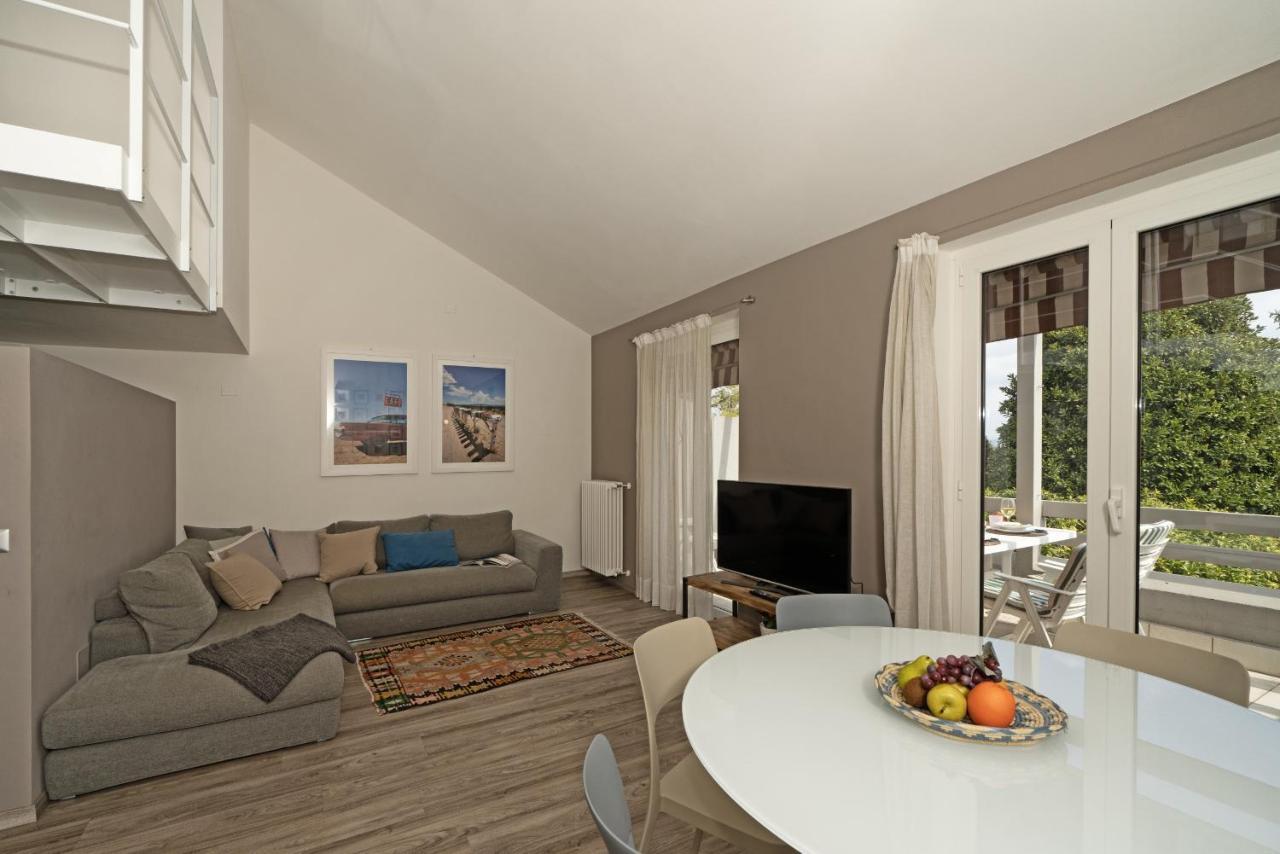 Вилла Il Melagrano A11 By Wonderful Italy Паденге-суль-Гарда Экстерьер фото